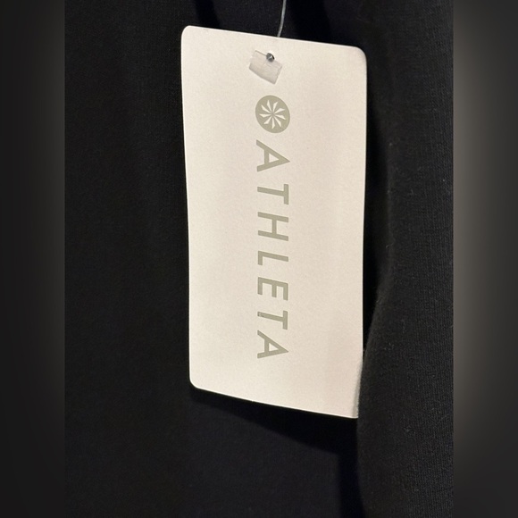 *NWT* Athleta Cozy Karma Vela Dress Black Size Large Tall Long Sweater Plush - Picture 3 of 9